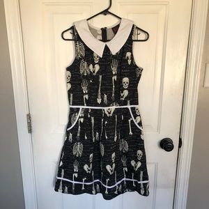 Skeleton/skeletal anatomy dress